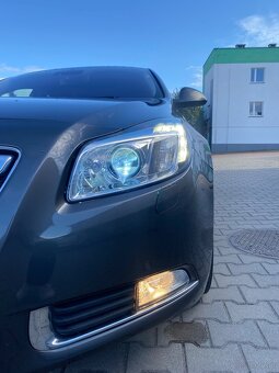 Opel insignia sport tour - 13