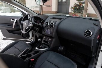 Nissan Qashqai | 1,6 benzyna - 13