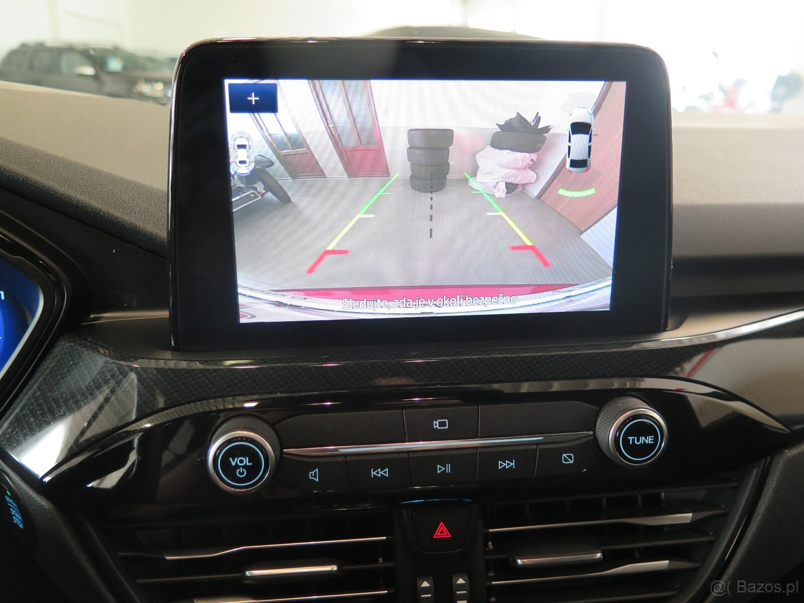 Ford Kuga 1.5TDCi,navi,360°,ST Line - 14