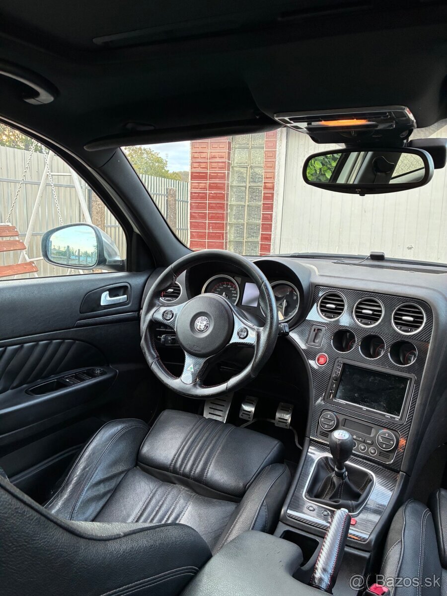 Alfa Romeo 159 1.9 JTDm Ti športová edícia - 14