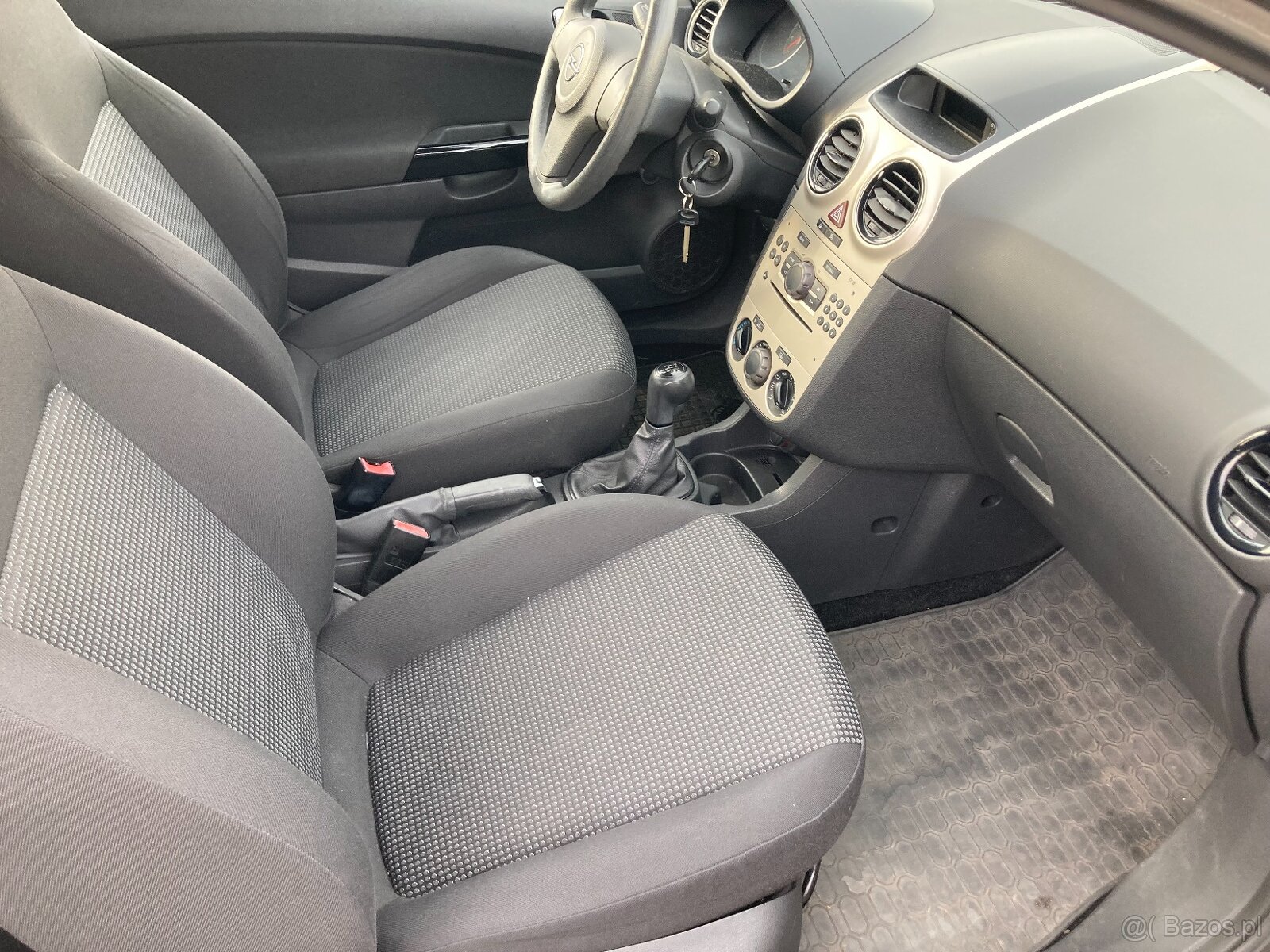 Corsa 1.2 Benzyna - 14