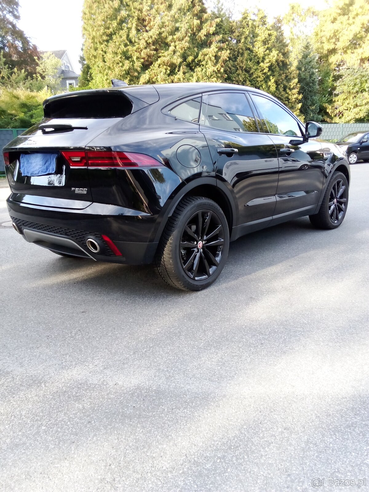 Sprzedam Jaguar e-Pace - 14