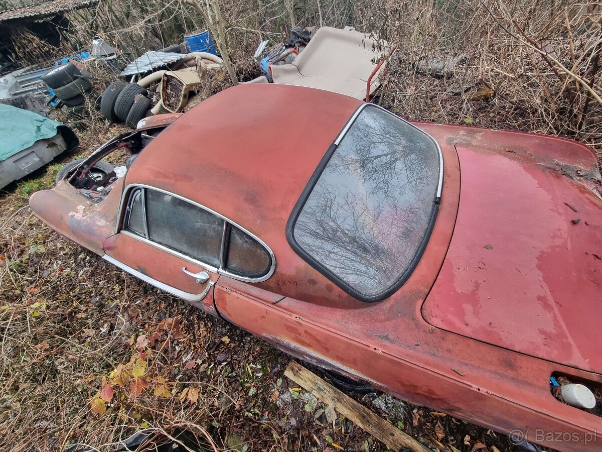 Volkswagen Ogórek, Rolls Royce, Mustang, Volvo, Triumph - 14