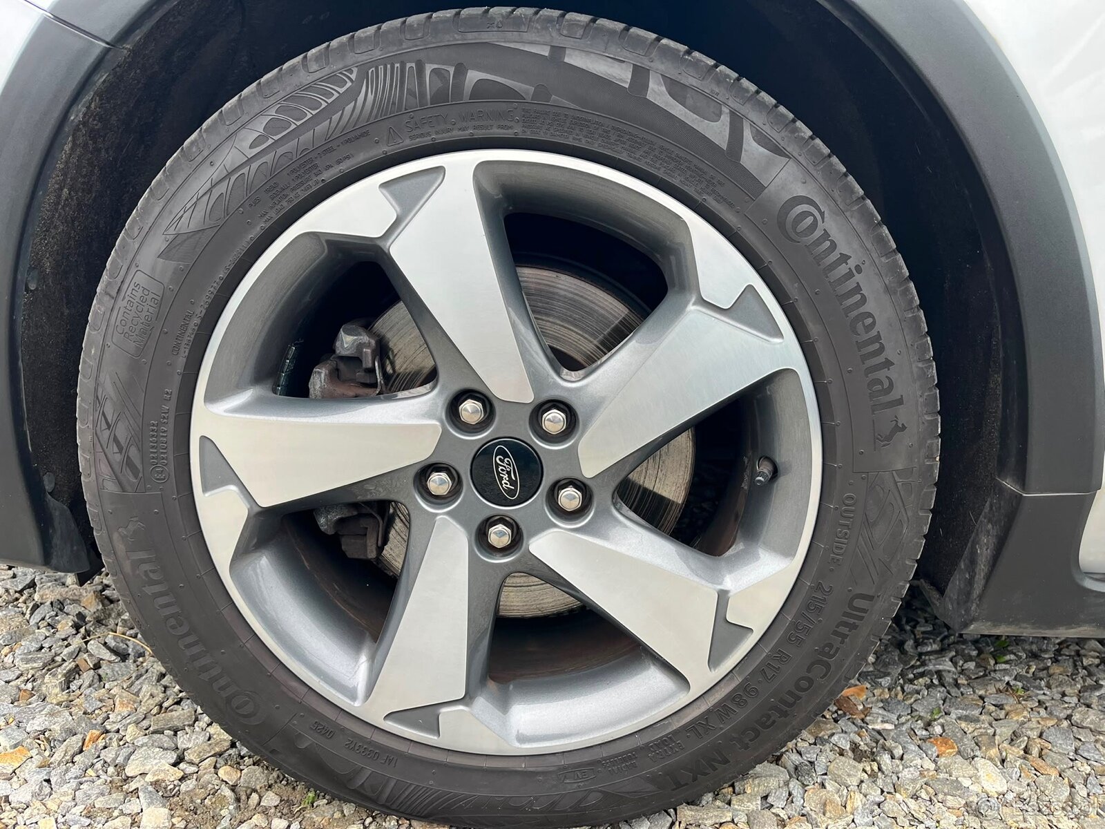 Ford Focus Kombi 1.0 Benzyna - 14