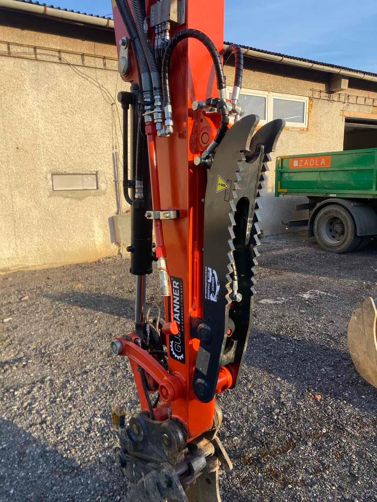 Hydrauliczny chwytak , thumb, kciuk - 14