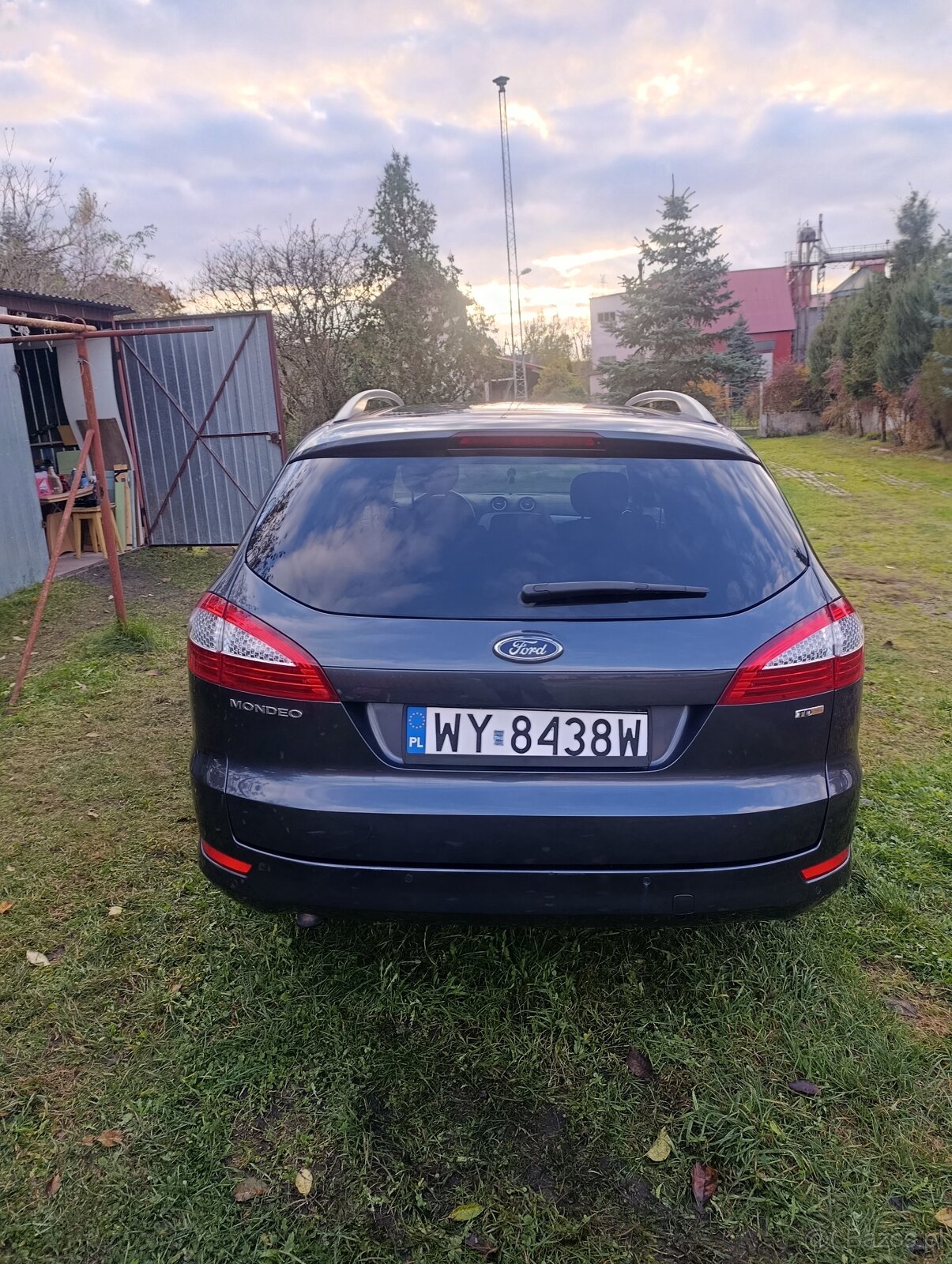 Sprzedam Ford Mondeo MK4 combi 2009 roku - 14