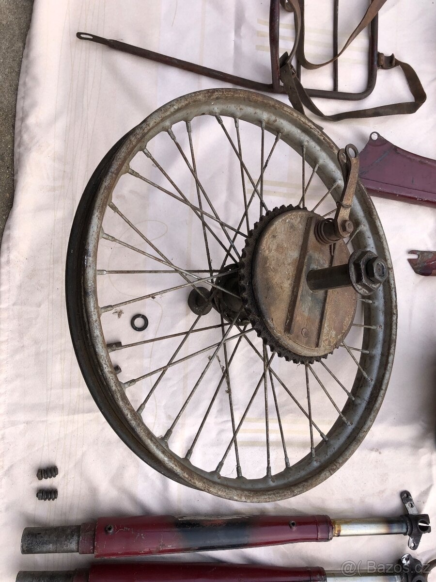 Jawa 250 Pérák FJ 1947 – silnik po remoncie kapitalnym - 14