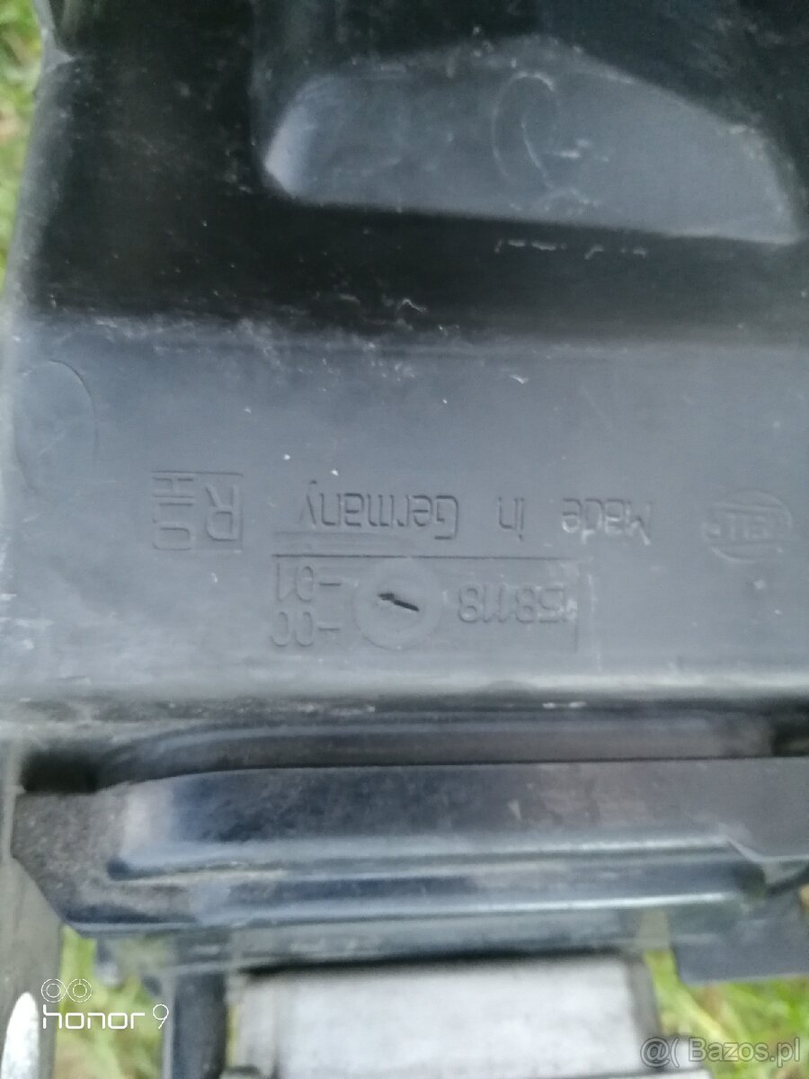 Lampa przednia prawa Audi A8 D3 2003r - 14