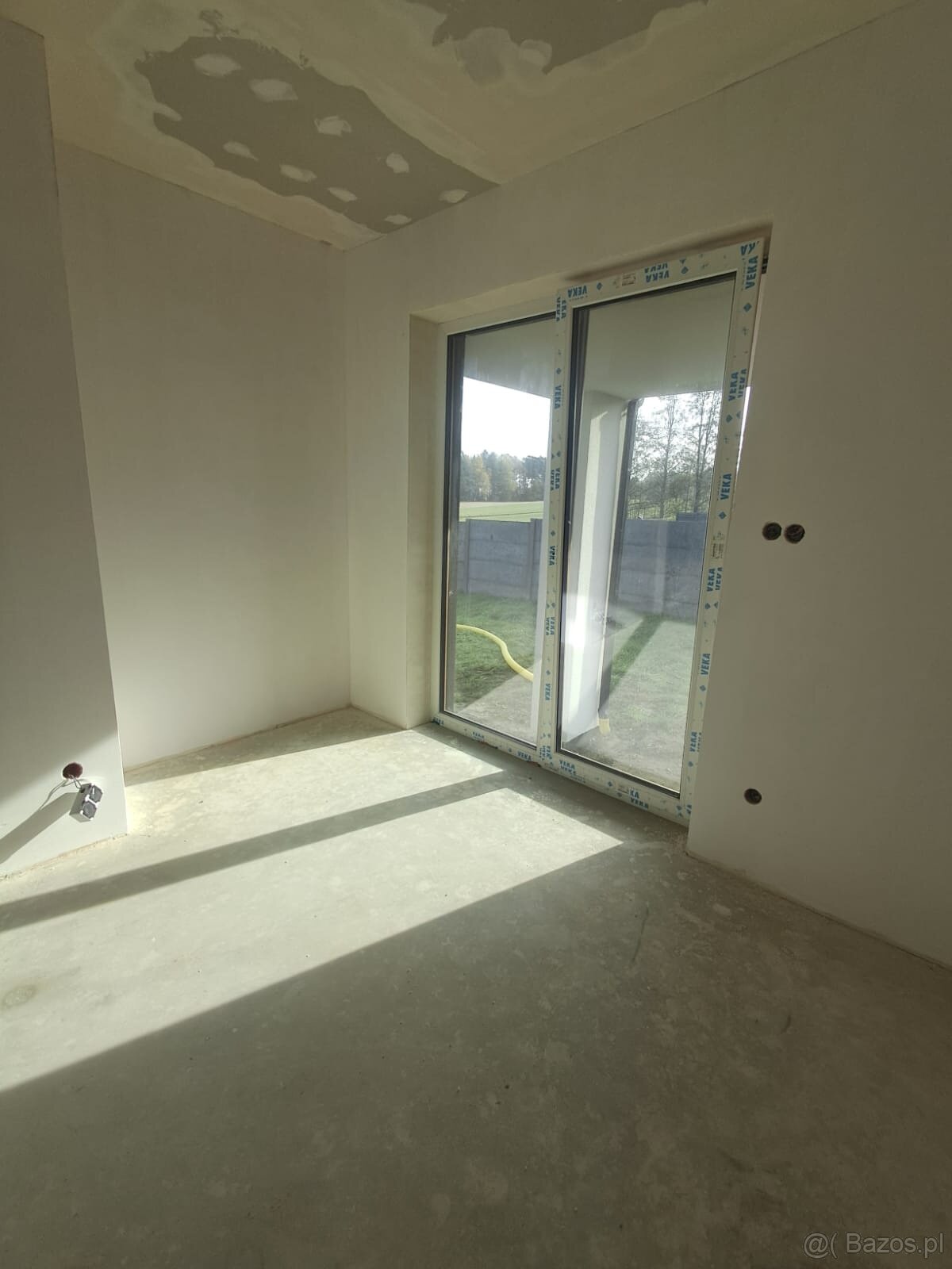 Nowoczesny dom w zabudowie bliźniaczej – 91 m², Chełmce - 14