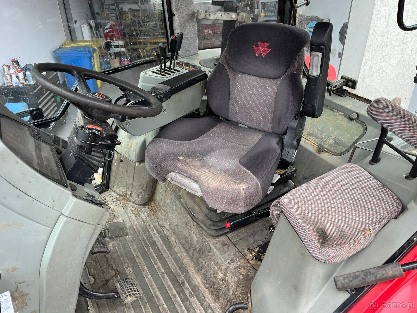 Massey Ferguson Model: 8250-4 - 14