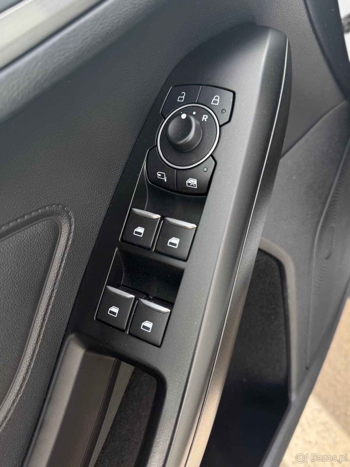 Sprzedam Ford Focus samochód jest bardzo dobrym stanie - 14