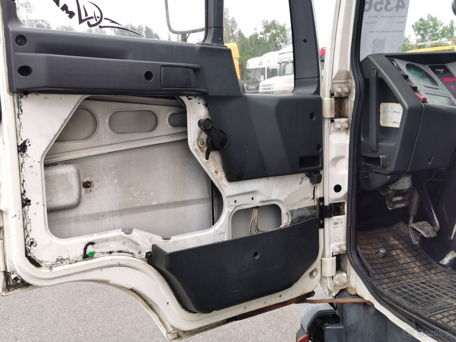 Sprzedam samochód MAN LE 12.220 4X2 BL EURO 3 - 14