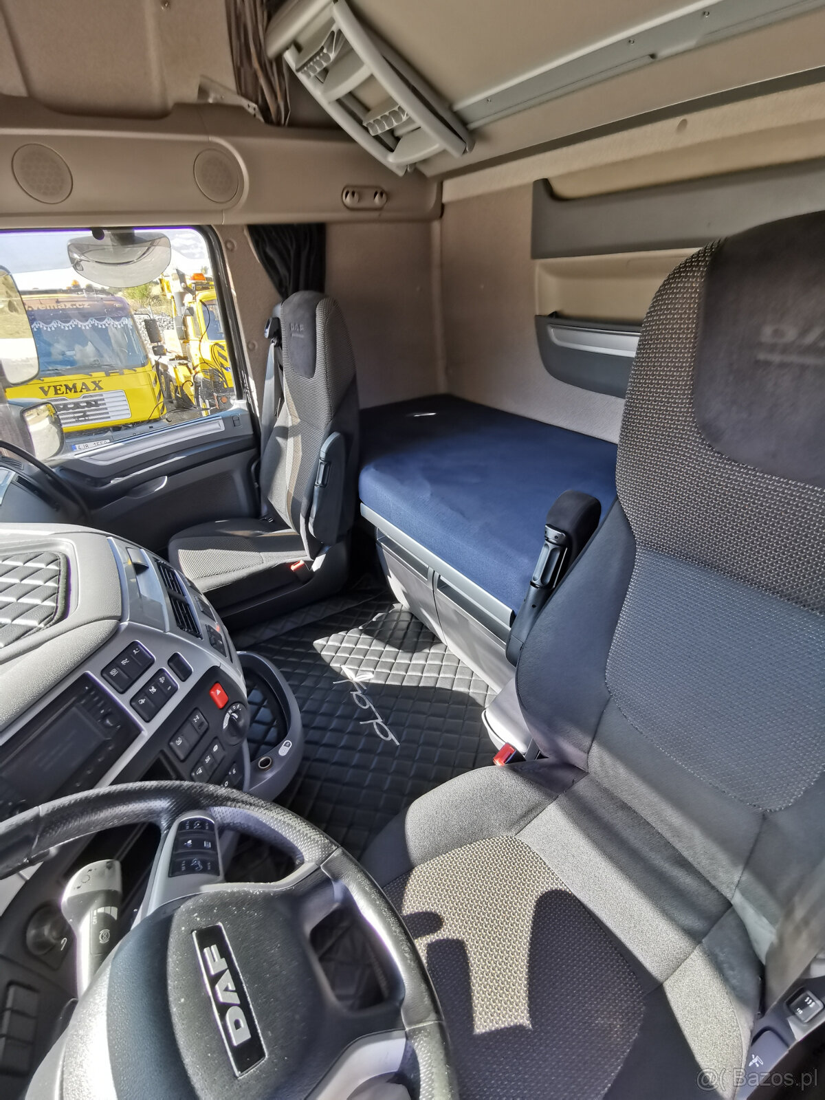 Sprzedaję ciągnik siodłowy DAF XF 510 FT E6 z retarderem - 14