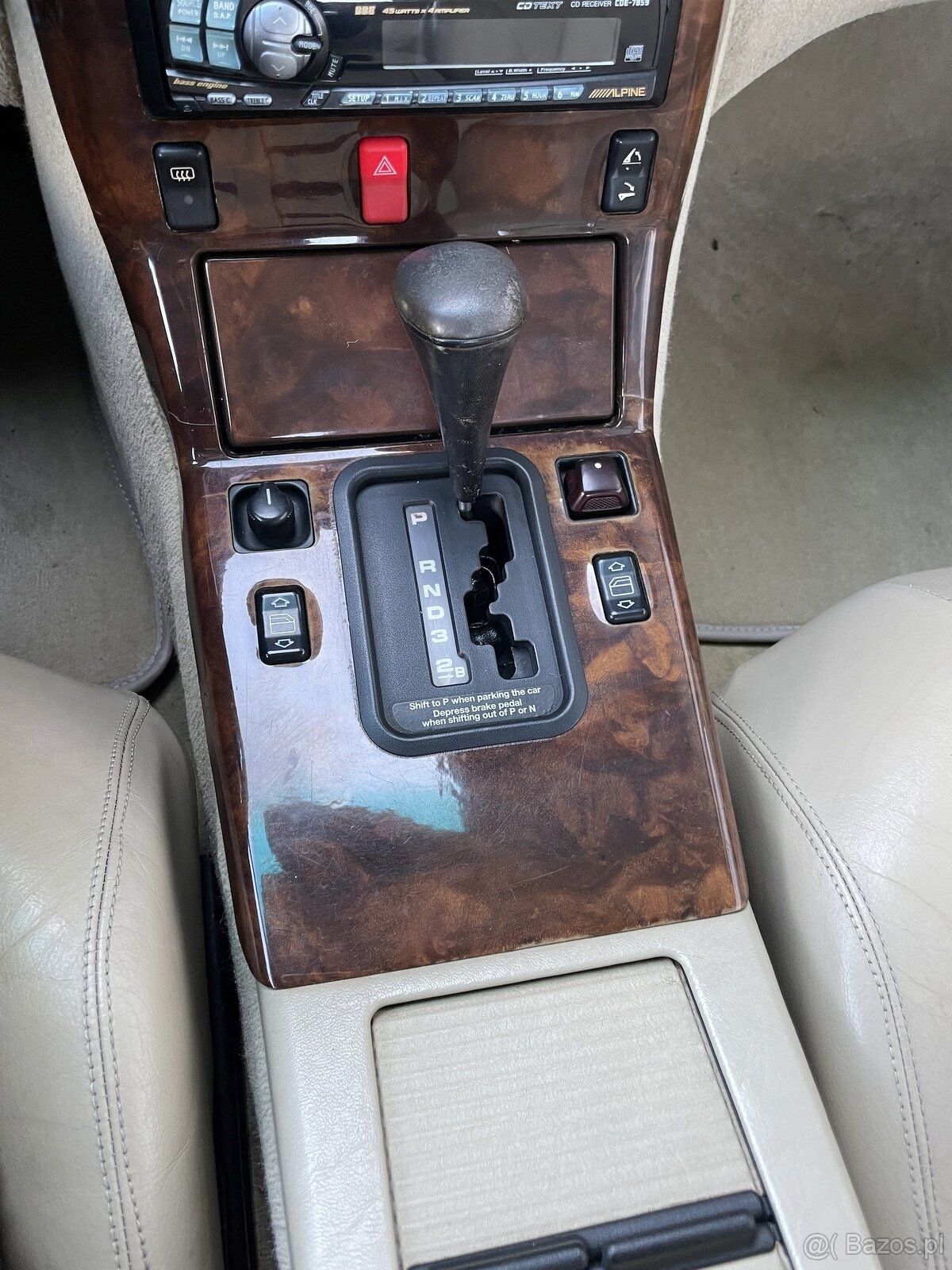 Mercedes-Benz 500SL R129 1991 złoty - 14