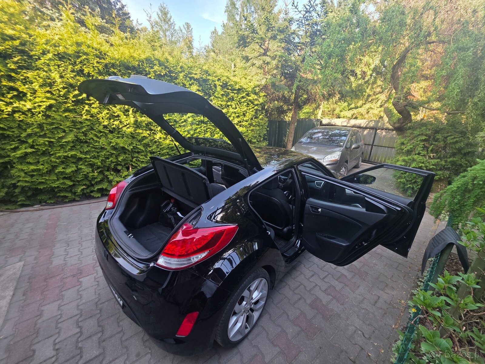Sprzedam Hyundai Veloster- Garażowany - 14