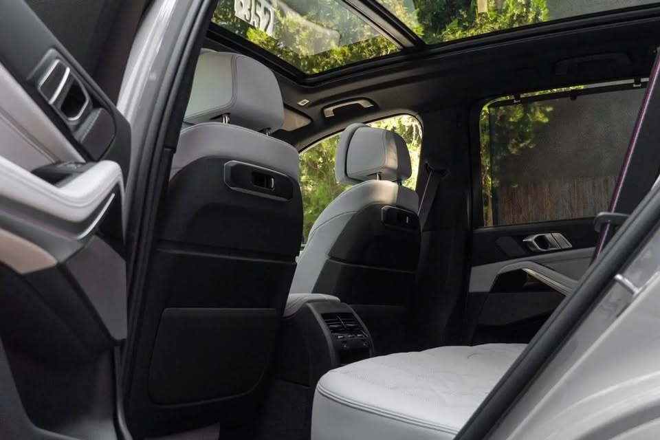 2025 BMW X5 50e xDrive M SPORT Hybrid - 14