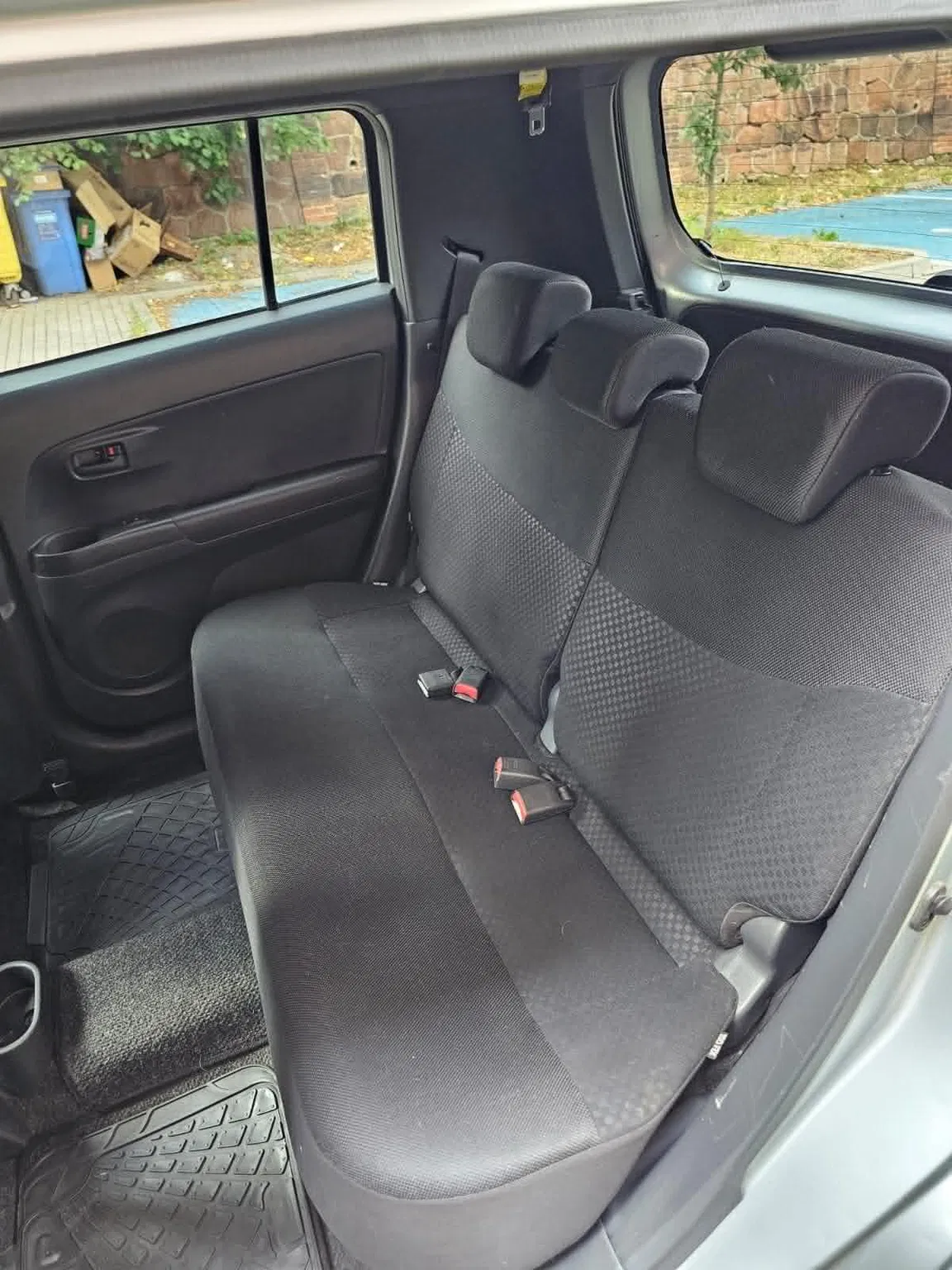 Daihatsu Materia - 14