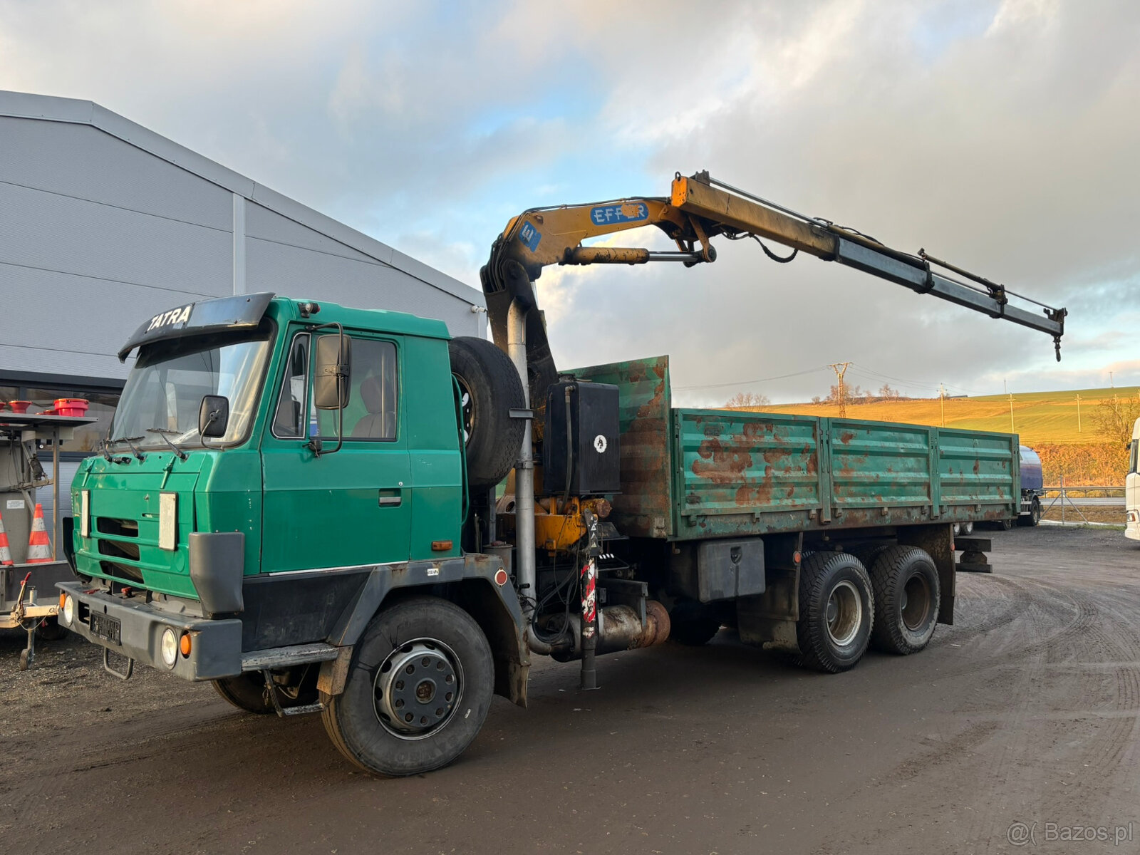 Sprzedam TATRE T815 6X6.2 z hydraulicznym podnośnikiem - 14