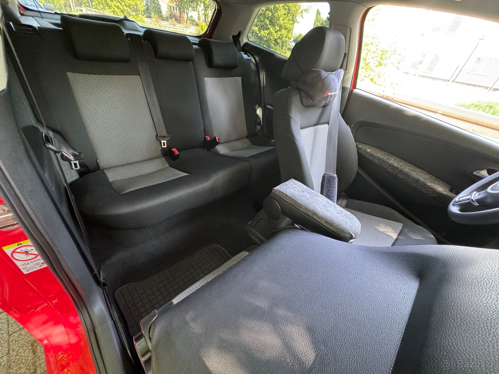 VW Polo V 2009 1.6 TDI DSG7 133 KM - 14