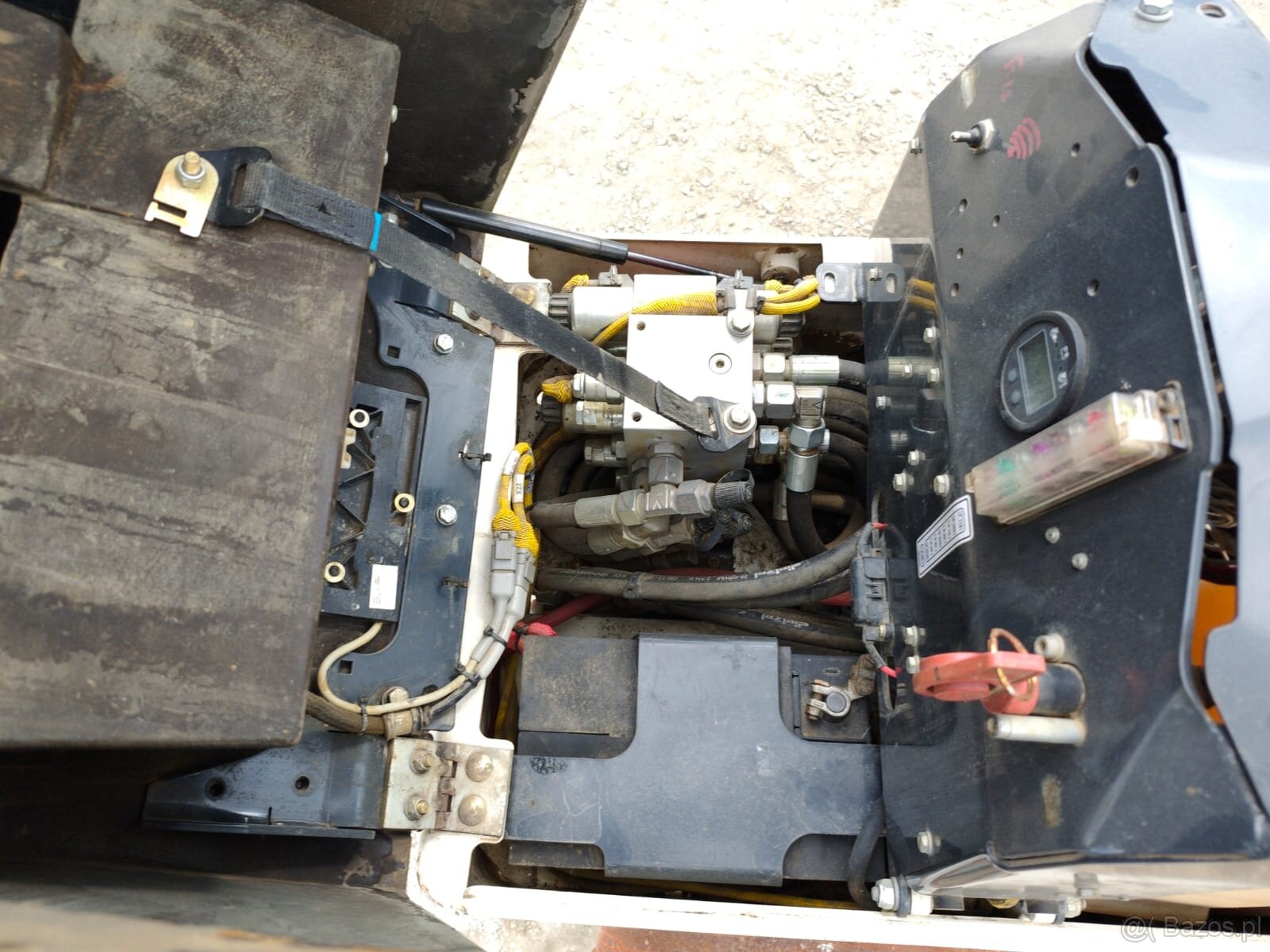Walec okołkowany Dynapac D'one (Bomag BMP 8500) - 14