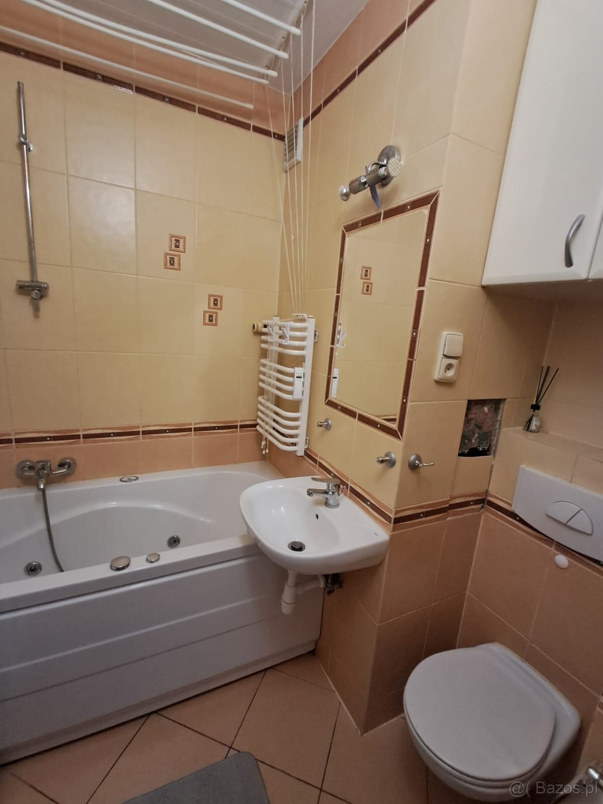 Mieszkanie o pow. 47,17m2, balkon, I piętro, winda,Os.Asnyka - 14