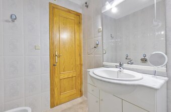 Na sprzedaż: Apartament 2-pokojowy z widokiem na basen - 14