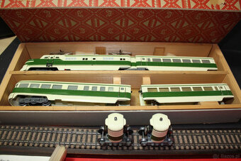 Zestaw 4-częściowy Märklin ST 800 Ivory Green, odrestaurowan - 14