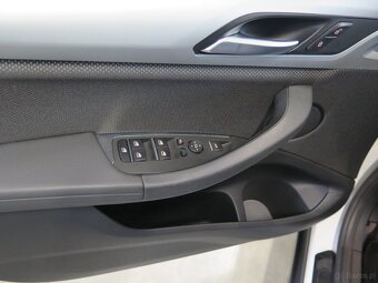 BMW X3 2.0i xDrive, AUT, klimatyzacja, hak holowniczy - 14