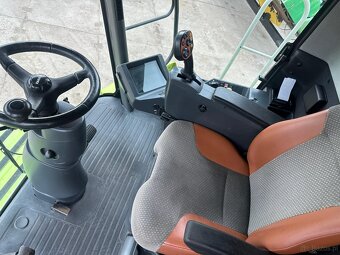 Kombajn zbożowy Claas Lexion 580 rok pr 2010 heder Vario Las - 14