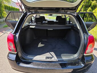 Toyota Avensis 2.2 D-CAT Premium - 14