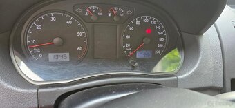 VW polo 1.2HTP 47kw rok-2003 - 14