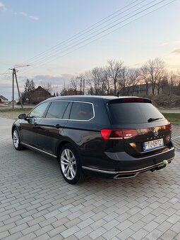 Sprzedam Volkswagen Passat 2.0 TDI SCR DSG7 Elegance Lift Mo - 14
