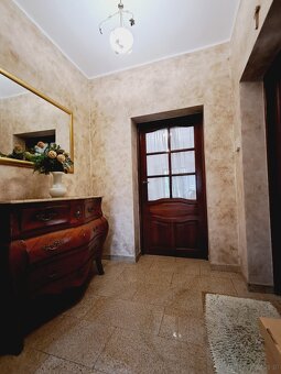 Dom parterowy z użyt. poddaszem o pow. 240 m2, działka 1700m - 14