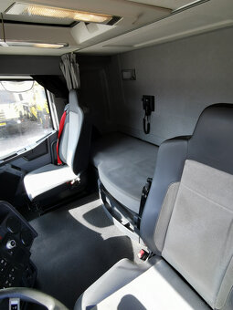 Sprzedam ciągnik siodłowy RENAULT C 520 DTI 13 E6 z hydr. - 14