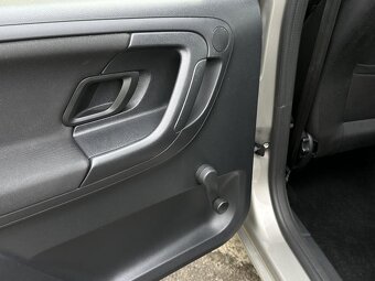 Škoda Roomster 1.2TSI/77kW 1.Maj. KLIMA r.v. 2015 - 14