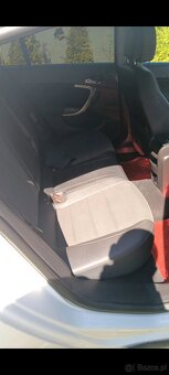 Opel insignia anglik na polskich tablicach - 14