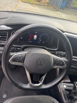 VW Polo DSG Wersja high line pełna opcja model 22 - 14