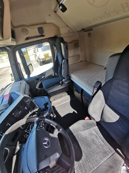 Sprzedam MERCEDES-BENZ ACTROS 1845 E6 Low-Deck - 14