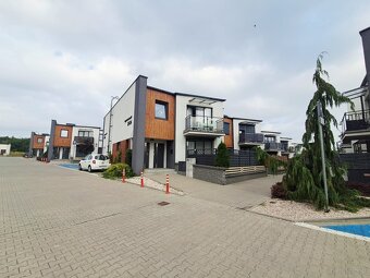 Mieszkanie bezczynszowe o pow. 53m2, parter, os.Amelia - 14