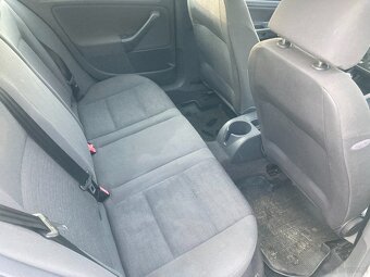 Golf V 1.4 75-KM Pierwszy Właściciel Pojazdu - 14