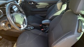 Citroën DS3 1.6 VTi SoChic – idealny towarzysz dla Ciebie - 14