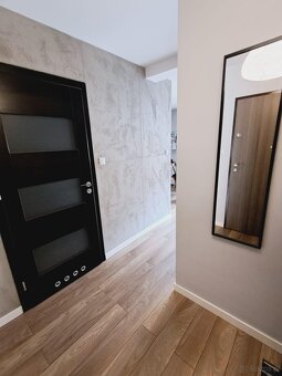 Mieszkanie z antresolą o powierzchni 39.70m2, duży balkon, u - 14