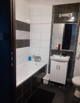 Komfortowe mieszkanie 48,8 m² na osiedlu Dobrzec w Kaliszu - 14