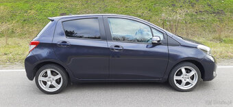 Yaris 1,4 D 90KM Comfort 2012r 186 800 km NAVI kamera zarej. - 14
