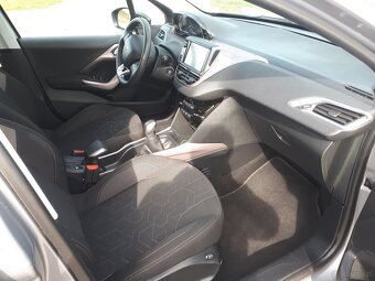 PEUGEOT 1.2 110KM benzyna - 14