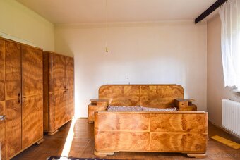 Dom jednorodzinny z dwoma mieszkaniami i dużym ogrodem - 14