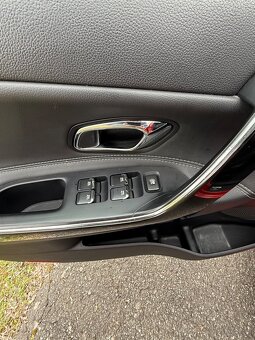 Kia Ceed Combi SW 1.6 CRDI 100Kw GT- LINE - 14