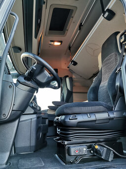 Sprzedam ciągnik siodłowy MERCEDES-BENZ ACTROS 1848 EURO 6 - 14