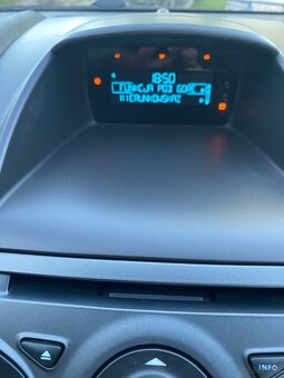 Ford Fiesta Mk7 1.2 Lift 1.25.82 konie - 14