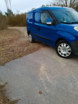 Sprzedam auto dostawcze fiat Doblo - 14